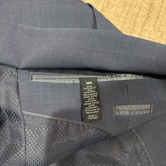 Bar III Classic Blue Men's Suit - Picture 9 of 10